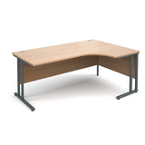 Maestro25 GL Right hand ergonomic desks