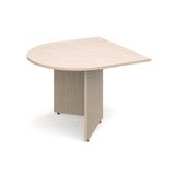 Arrow head leg design - Radial end extension tables