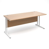 Maestro25 WH Straight desks