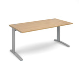 TR10 Straight desks