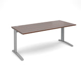TR10 Straight desks