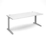 TR10 Straight desks