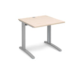 TR10 Straight desks